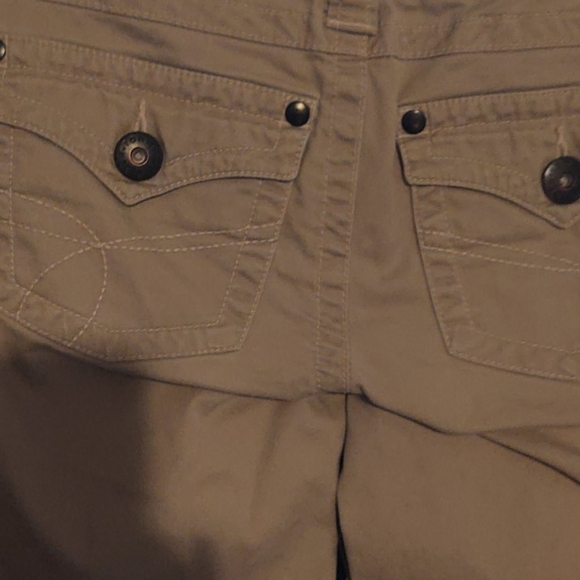 EUC Tommy Hilfiger khaki's - Picture 1 of 6